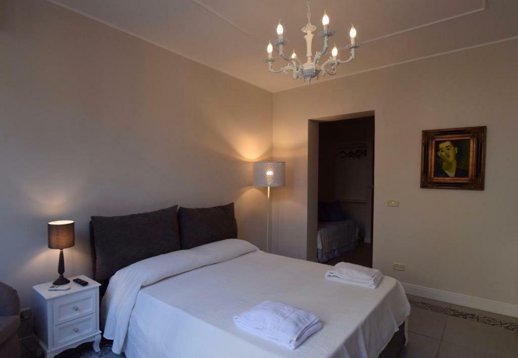 Gabri Holiday House Катания Екстериор снимка